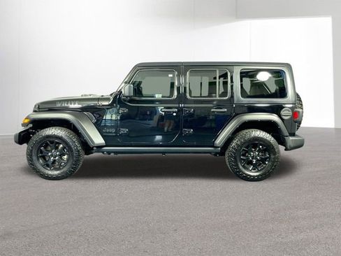 Used 2021 Jeep Wrangler Unlimited Willys image 30