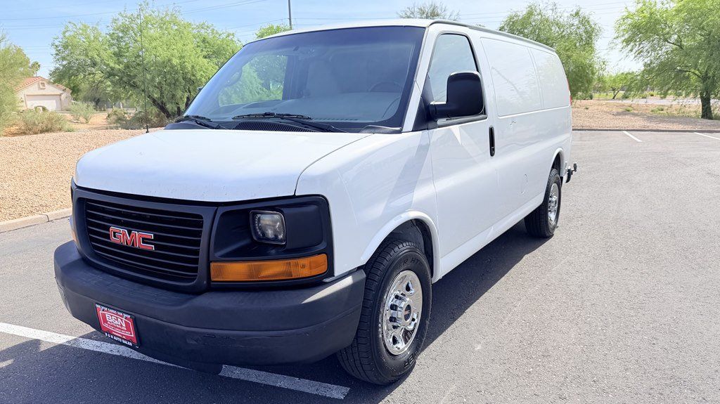 Used 2015 GMC Savana 2500 RWD image 1