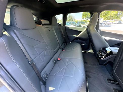 Used 2024 BMW iX xDrive50 w/ Sport Package AWD/4WD image 26
