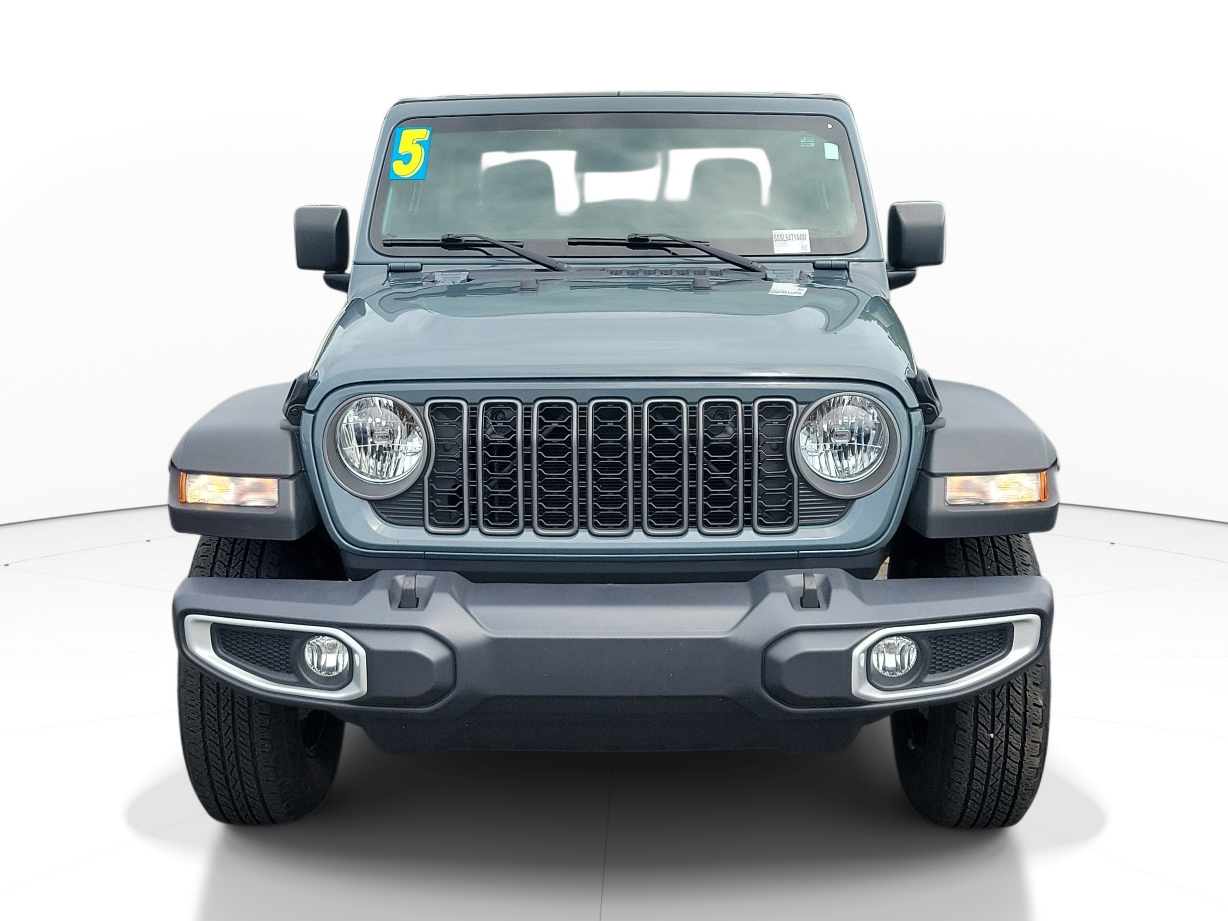 Used 2025 Jeep Gladiator Sport AWD/4WD image 2