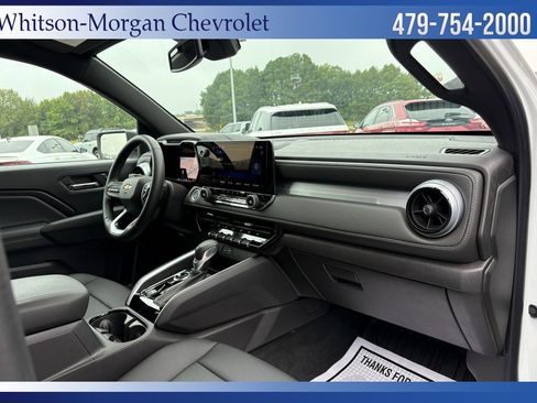 Used 2024 Chevrolet Colorado LT w/ LT Convenience Package III image 35