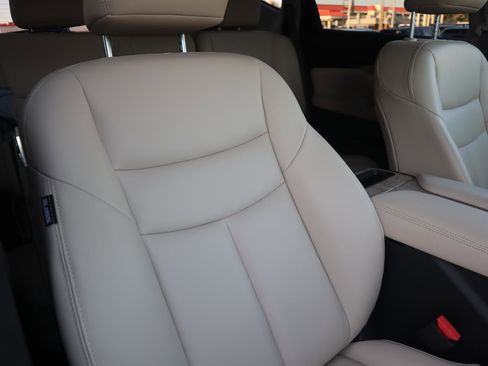 Certified 2024 Nissan Murano SV image 45