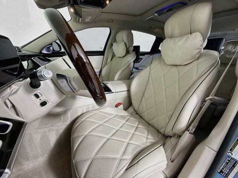 Used 2024 Mercedes-Benz Maybach S 580 4MATIC image 5