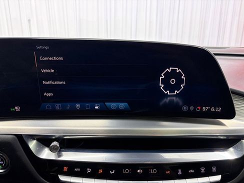 Used 2024 Cadillac Lyriq Luxury w/ LPO, Floor Liner Package AWD/4WD image 37