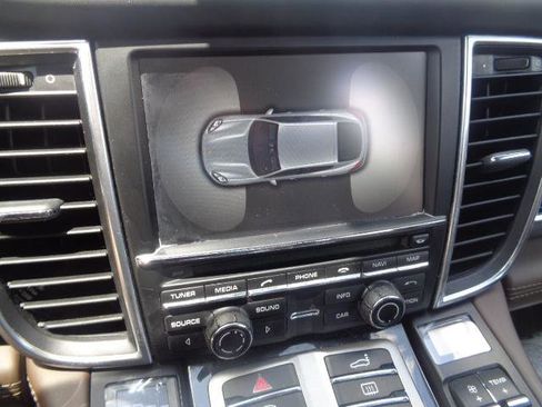 Used 2015 Porsche Panamera 4S Executive image 35