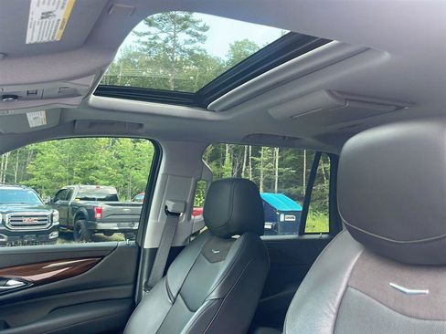 Certified 2020 Cadillac Escalade Premium Luxury w/ Escalade Sport Edition AWD/4WD image 13