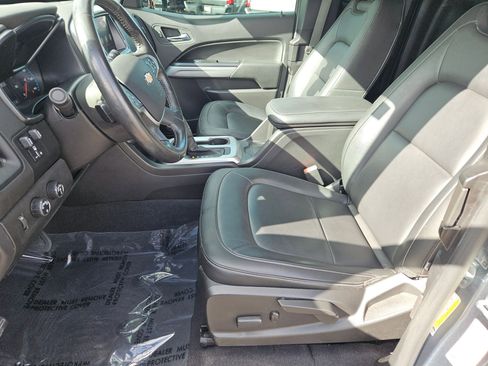 Used 2019 Chevrolet Colorado ZR2 image 16