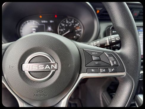 Used 2024 Nissan Kicks SV FWD image 26
