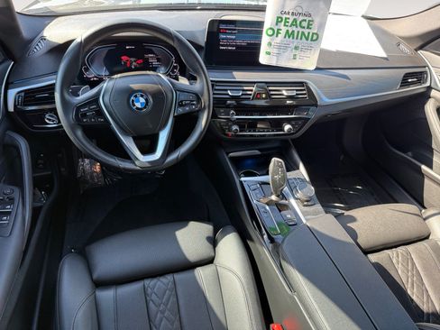 Used 2023 BMW 530e w/ Convenience Package RWD image 15
