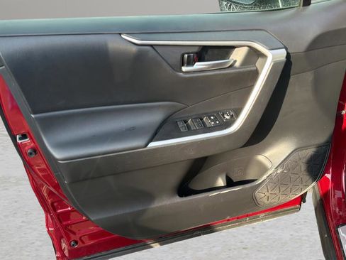 Certified 2024 Toyota RAV4 XLE w/ Convenience Package image 10