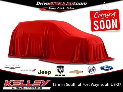 Used 2015 Chrysler Town & Country Touring-L w/ Driver Convenience Group image 1