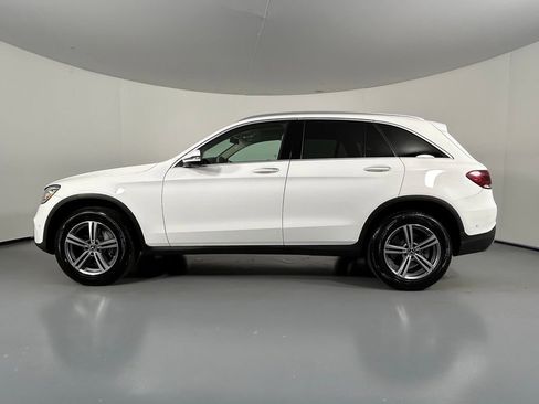 Used 2021 Mercedes-Benz GLC 300 4MATIC image 4