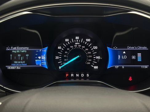 Used 2016 Ford Fusion SE w/ Equipment Group 202A FWD image 19