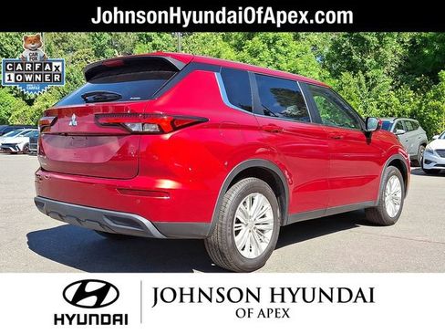 Used 2022 Mitsubishi Outlander ES AWD/4WD image 25