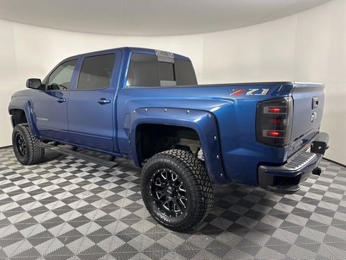 Used 2018 Chevrolet Silverado 1500 LT w/ All Star Edition image 4
