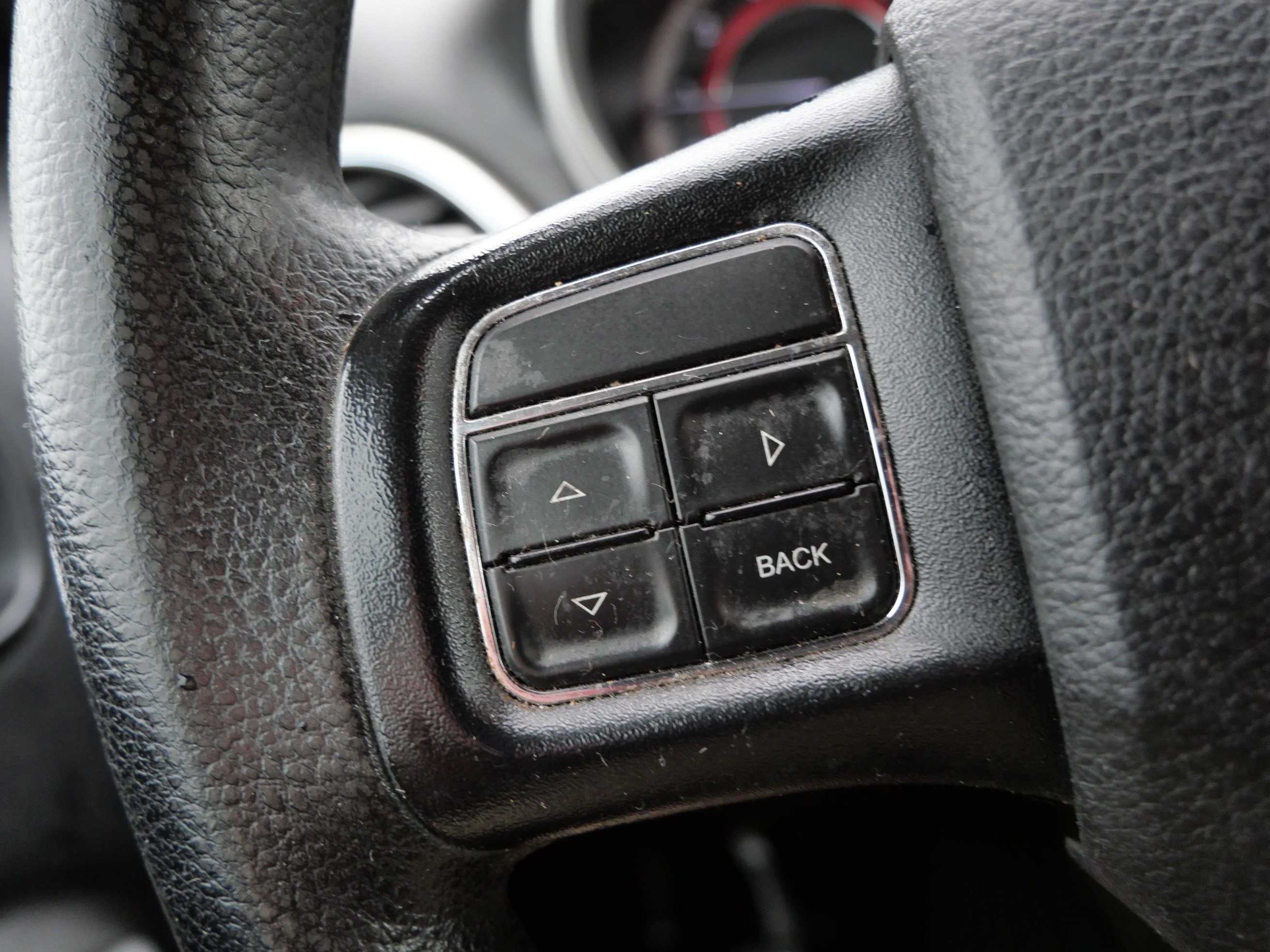 Used 2017 Dodge Journey SE FWD image 21