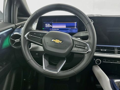 Used 2025 Chevrolet Equinox EV LT FWD image 18