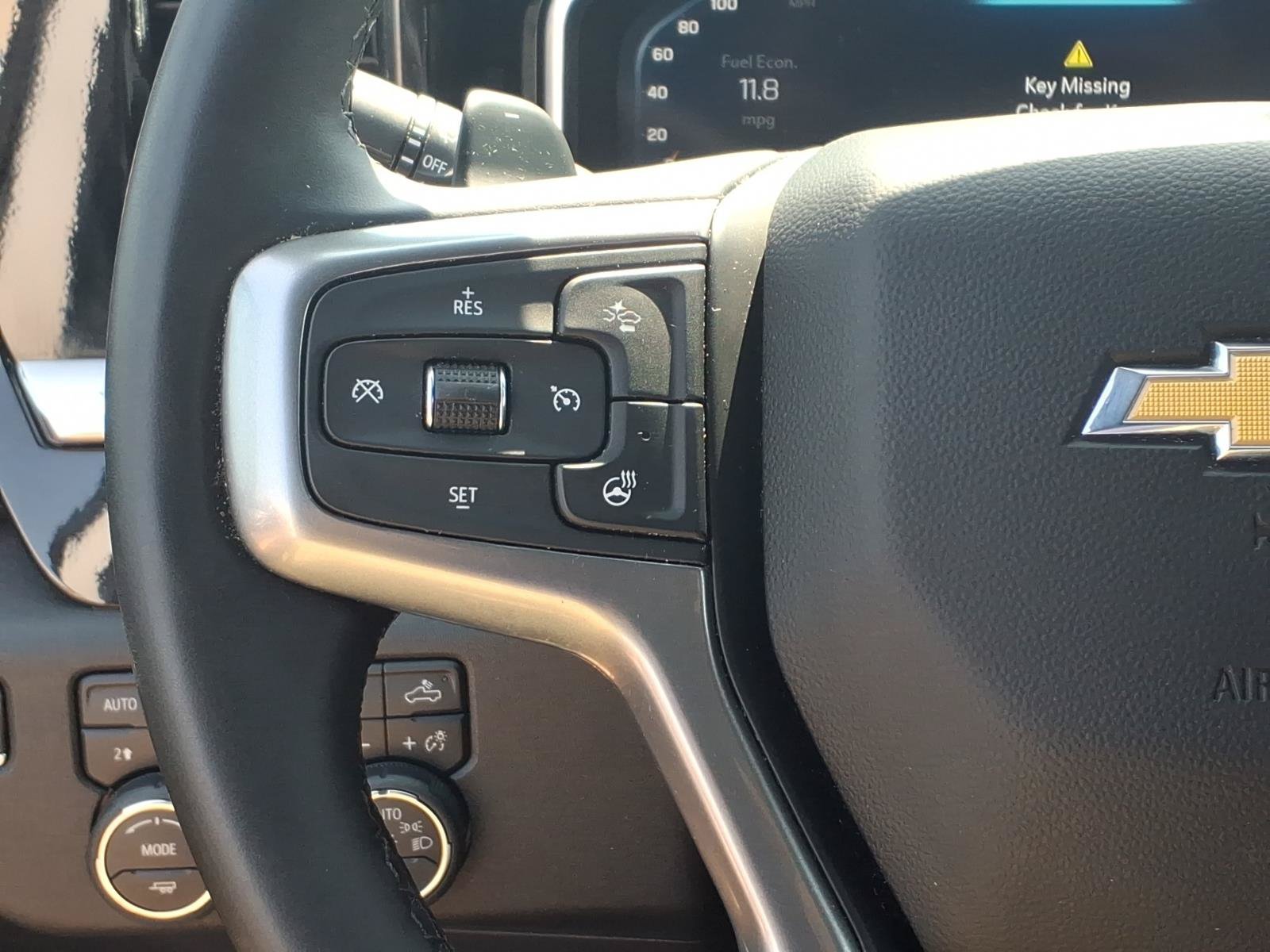 Used 2025 Chevrolet Silverado 1500 LTZ w/ Z71 Off-Road Package AWD/4WD image 17