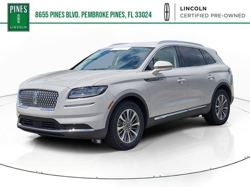 Certified 2022 Lincoln Nautilus FWD w/ Premium Package image 1