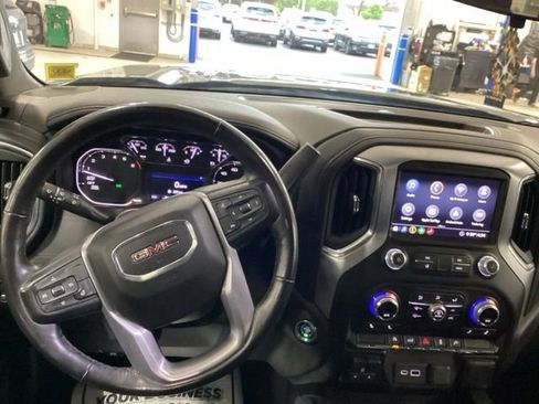 Used 2020 GMC Sierra 1500 Elevation w/ Elevation Value Package AWD/4WD image 6