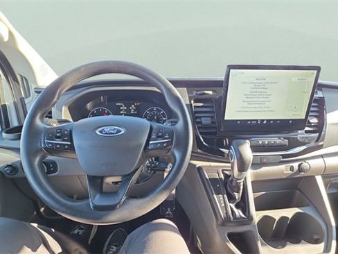 Used 2023 Ford Transit 350 XLT image 16