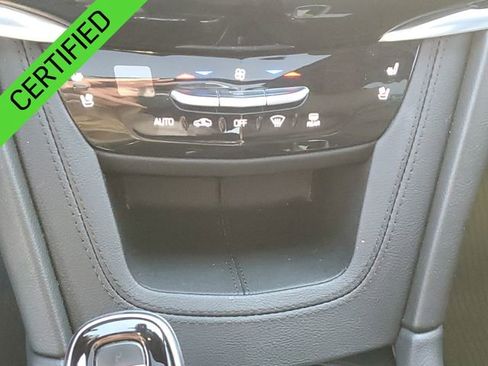 Certified 2022 Cadillac XT6 Premium Luxury image 36