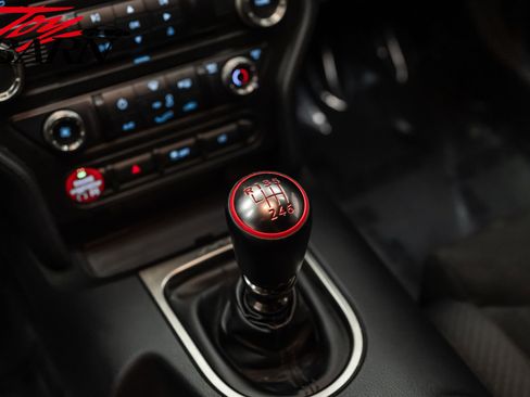 Used 2016 Ford Mustang Shelby GT350 w/ Track Package image 40