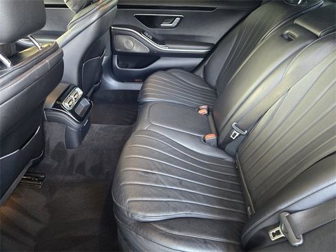 Used 2022 Mercedes-Benz S 500 4MATIC image 30