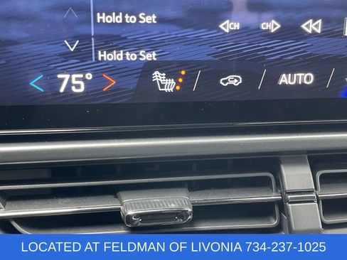 Used 2024 Chevrolet Equinox EV RS image 33