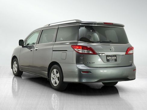 Used 2017 Nissan Quest SV FWD image 3