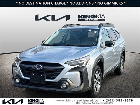 Used 2024 Subaru Outback Premium image 26