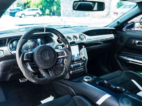 Used 2020 Ford Mustang Shelby GT500 w/ Technology Package RWD image 14