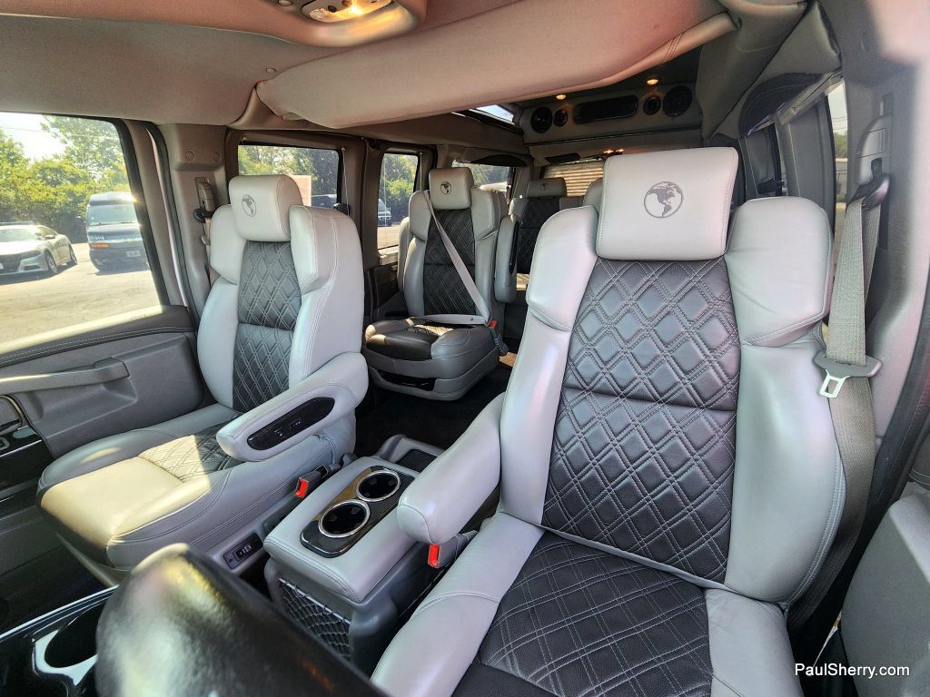 Used 2021 Chevrolet Express 2500 LS w/ Enhanced Convenience Package RWD image 33