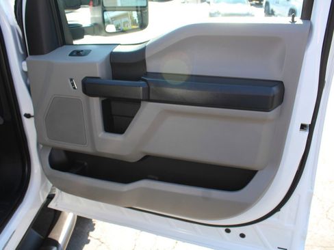 Used 2021 Ford F350 XL w/ Power Equipment Group AWD/4WD image 24