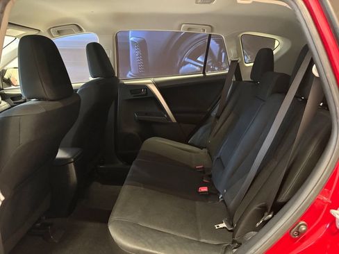 Used 2015 Toyota RAV4 LE AWD/4WD image 15