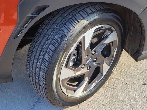 Certified 2025 Subaru Crosstrek 2.5i Limited w/ Crosstrek Mirror Package image 5