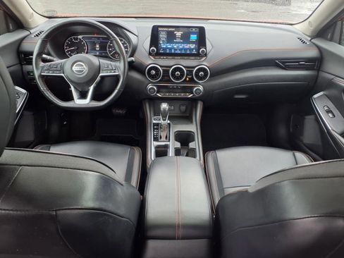 Used 2023 Nissan Sentra SR w/ SR Premium Package image 10