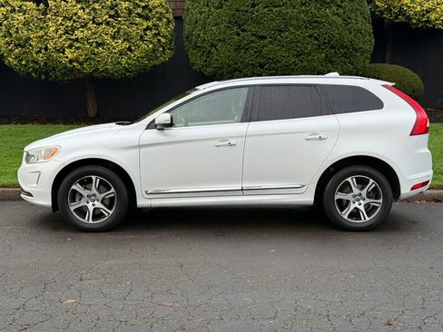 Used 2014 Volvo XC60 T6 image 2