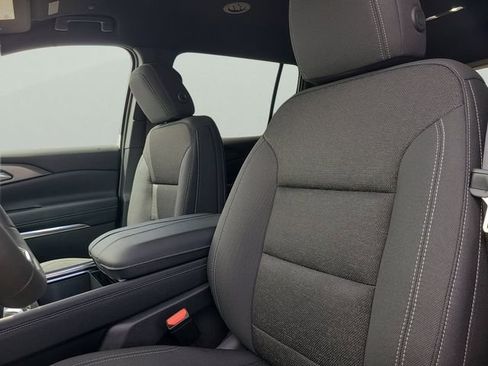 New 2026 Chevrolet Traverse LT image 21