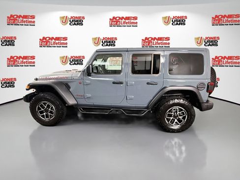 Used 2026 Jeep Wrangler Unlimited Rubicon w/ Safety Group AWD/4WD image 14