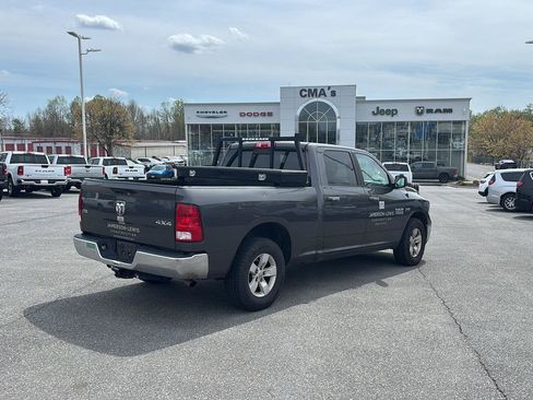 Used 2018 RAM 1500 Classic SLT image 7
