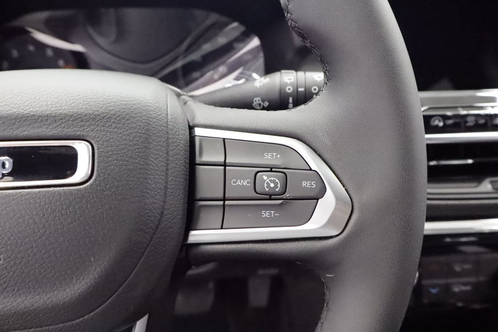 New 2026 Jeep Compass Latitude AWD/4WD image 26