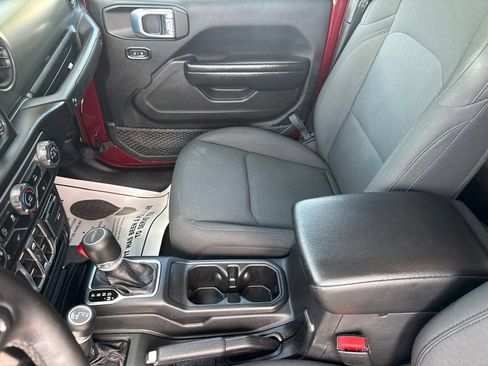 Used 2021 Jeep Gladiator Sport AWD/4WD image 33