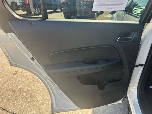 Used 2015 Chevrolet Equinox LT w/ Driver Convenience Package image 12