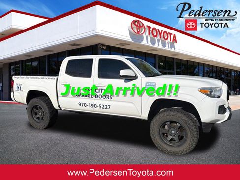 Used 2020 Toyota Tacoma SR AWD/4WD image 1