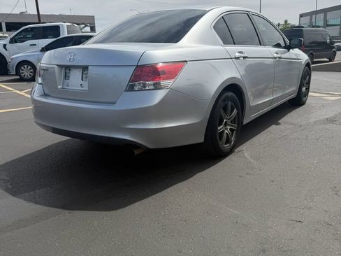 Used 2010 Honda Accord LX image 4
