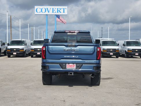 Used 2024 GMC Sierra 2500 Denali Ultimate AWD/4WD image 6