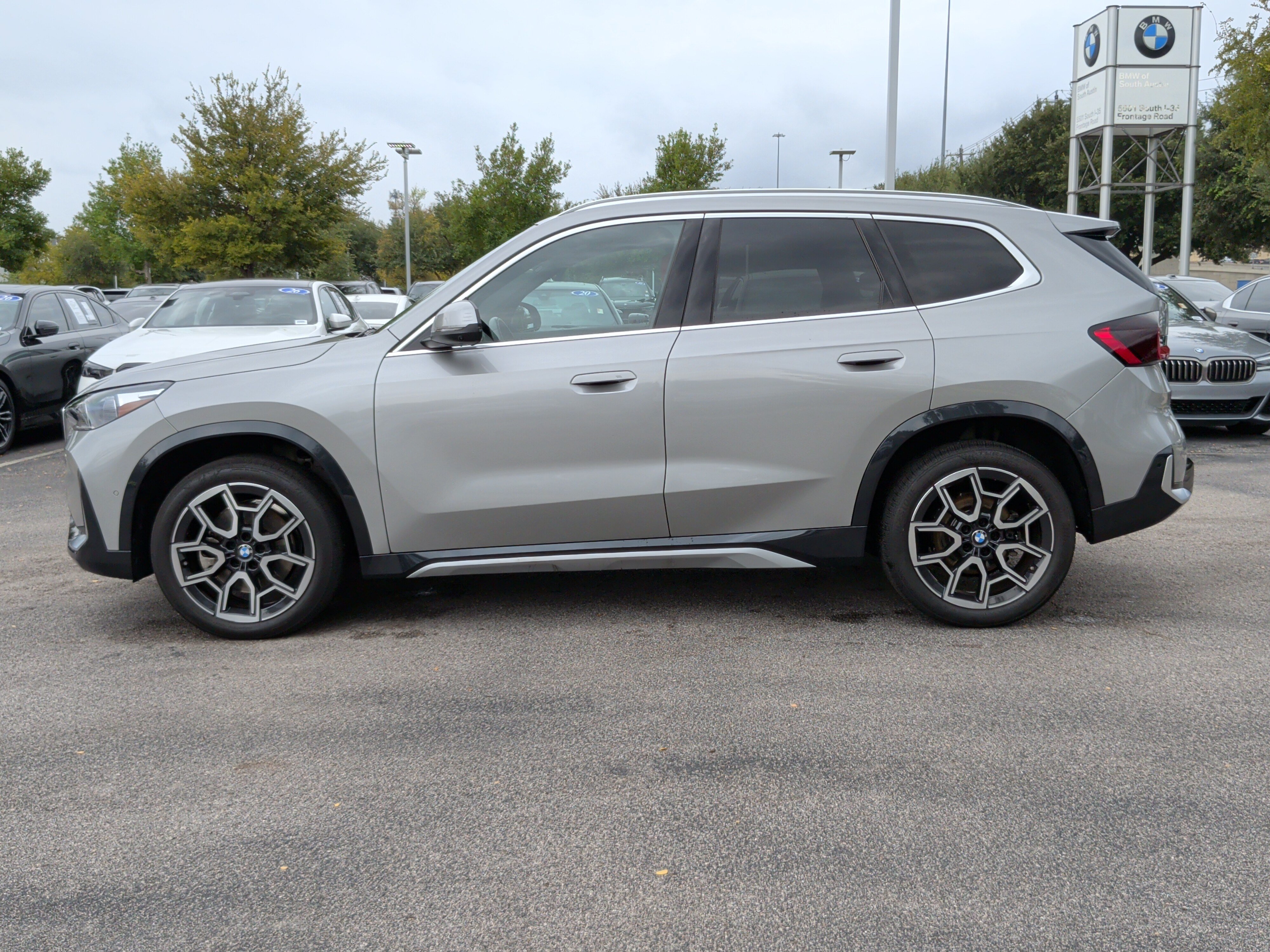 Used 2025 BMW X1 xDrive28i AWD/4WD image 10