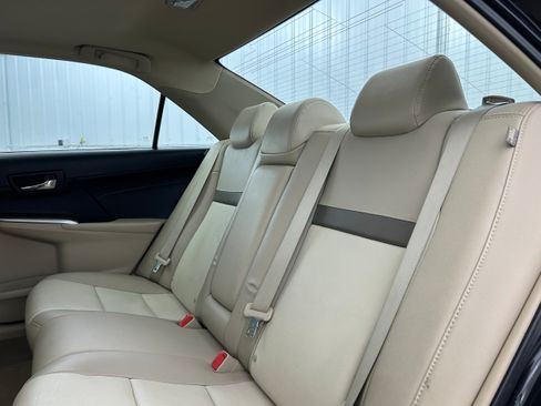 Used 2013 Toyota Camry XLE FWD image 28