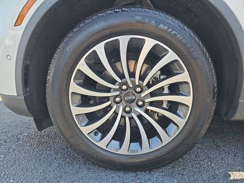 Used 2023 Lincoln Aviator Reserve image 35